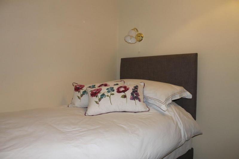 The Eagle House Hotel image