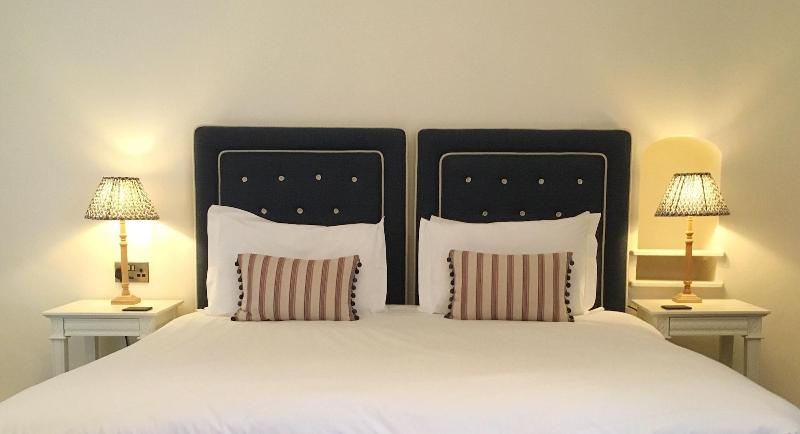 The Eagle House Hotel image
