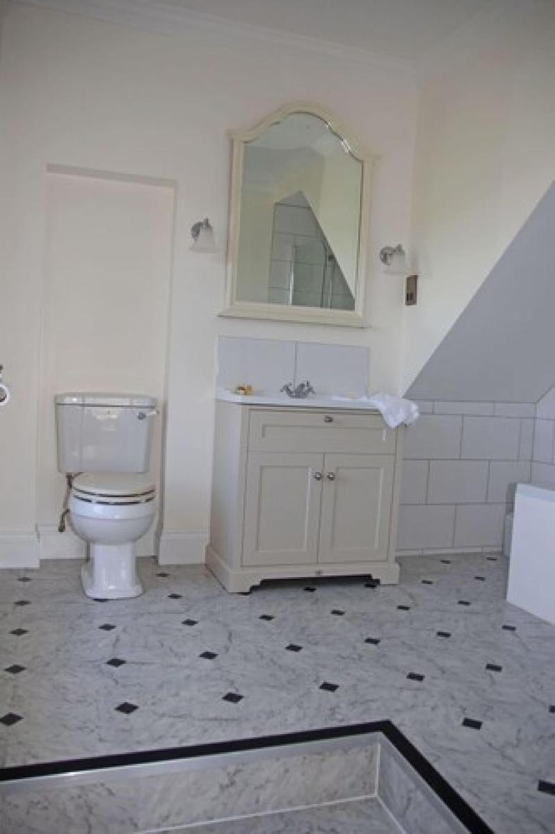 The Eagle House Hotel image