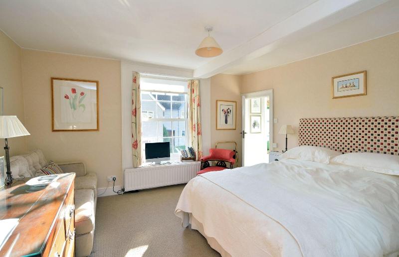 Castleton House B&B image