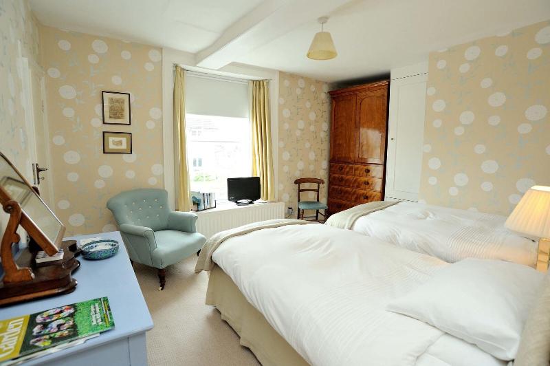 Castleton House B&B image