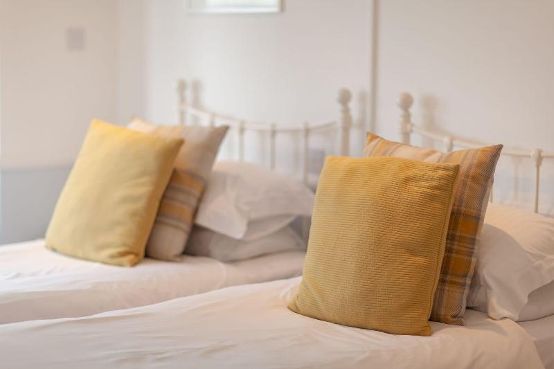 The Seaview Hotel image