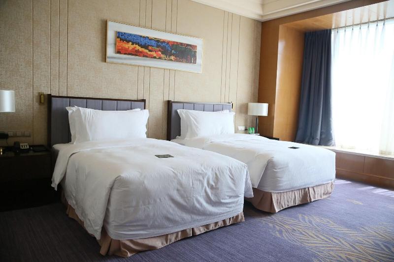 Chateau Star River Qing Dao image