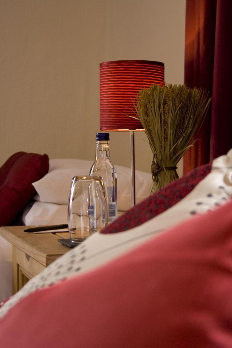 The Wheatsheaf image