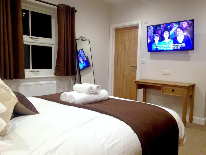 The Wheatsheaf image