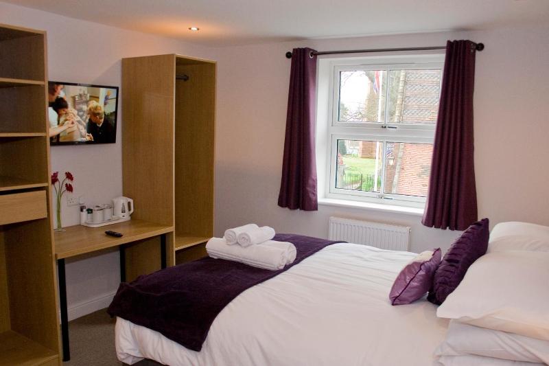 The Wheatsheaf image