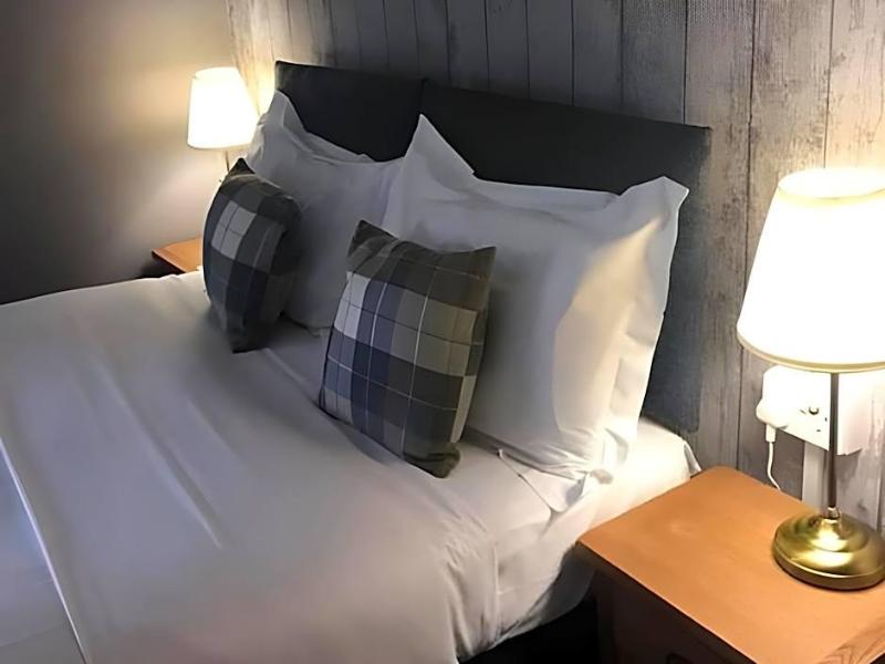 The Avenue Inn image