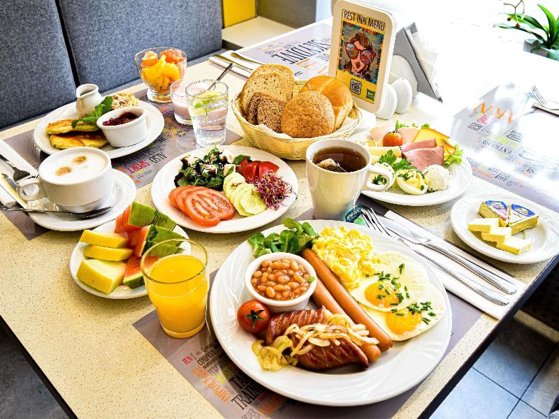 Ibis Styles Warszawa West image