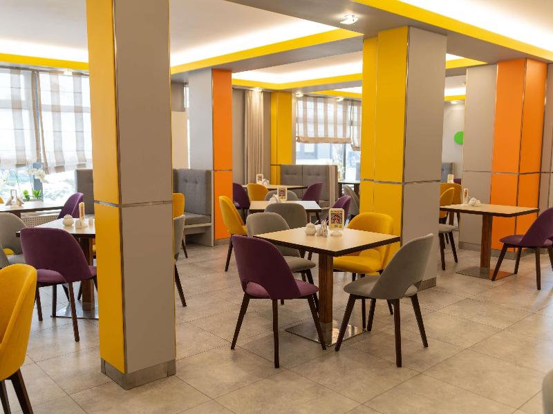 Ibis Styles Warszawa West image