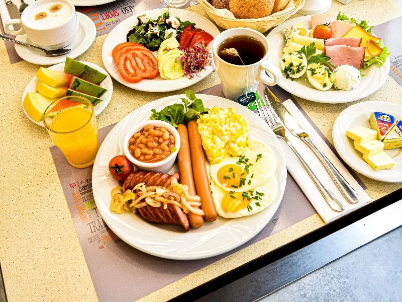 Ibis Styles Warszawa West image