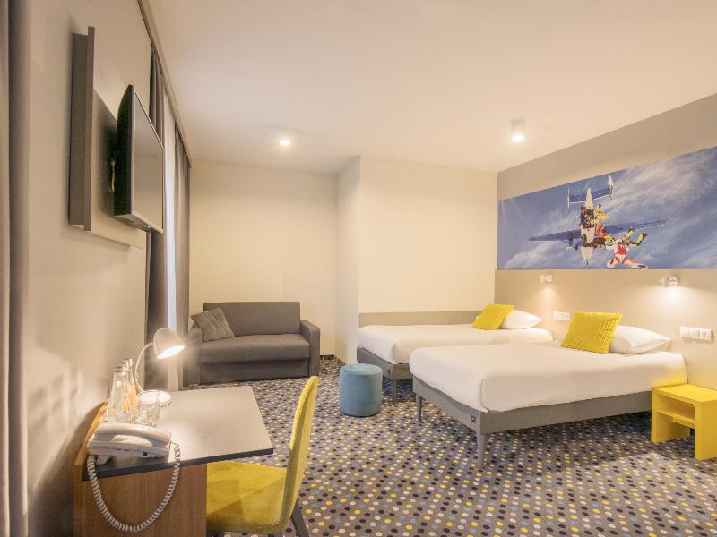 Ibis Styles Warszawa West image