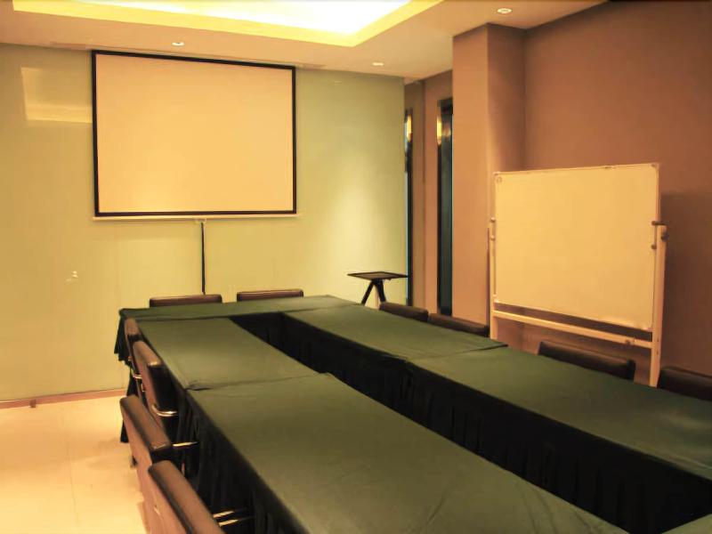Jinjiang Inn Xiangyang Nanshan Tanxi Road image