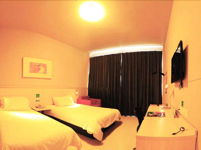 Jinjiang Inn Xiangyang Nanshan Tanxi Road image