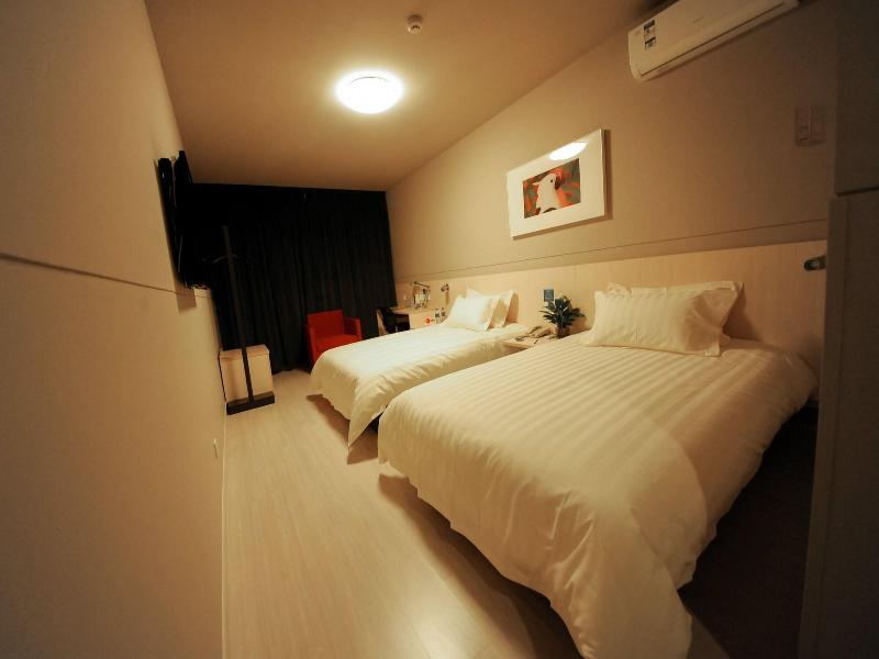 Jinjiang Inn Xiangyang Nanshan Tanxi Road image