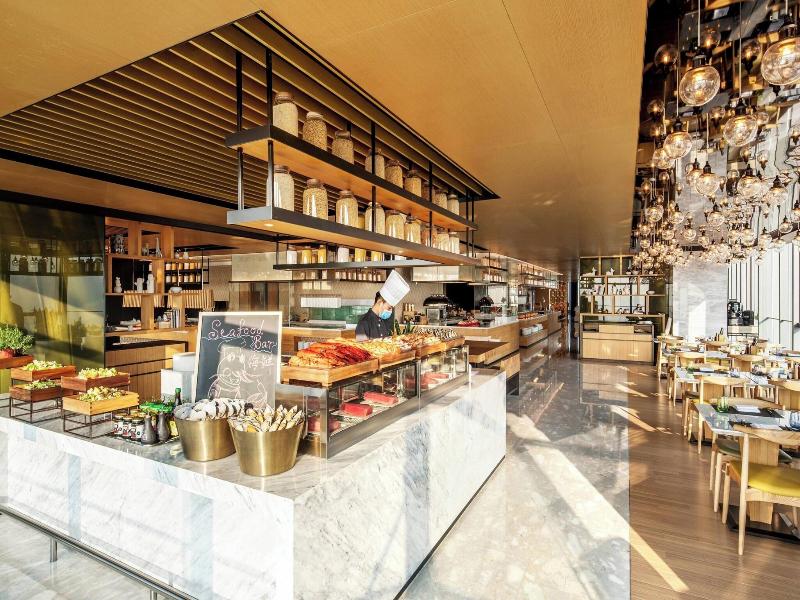 Renaissance Shenzhen Bay Hotel image