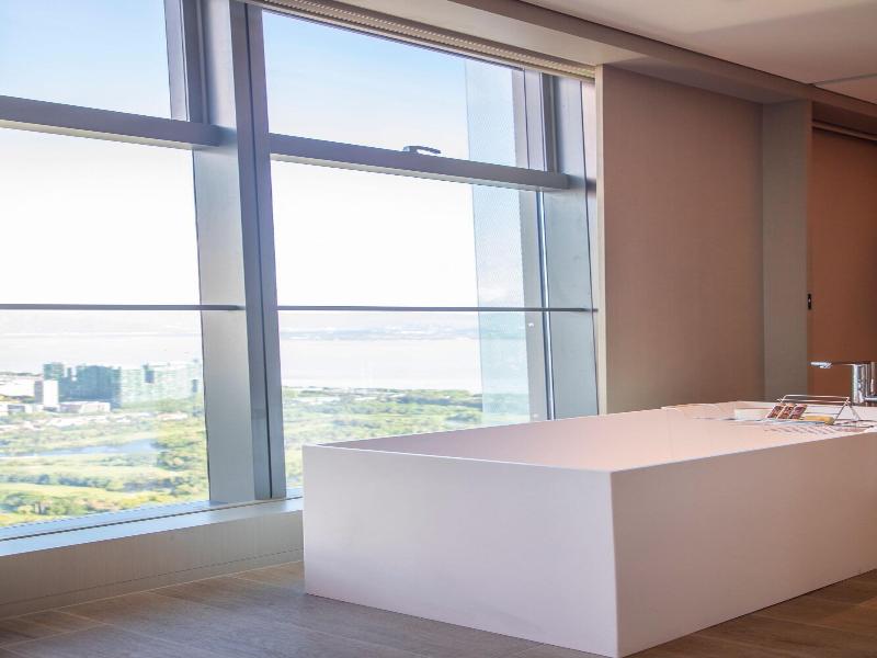 Renaissance Shenzhen Bay Hotel image