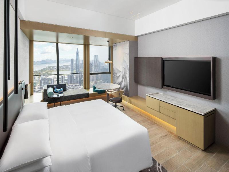 Renaissance Shenzhen Bay Hotel image