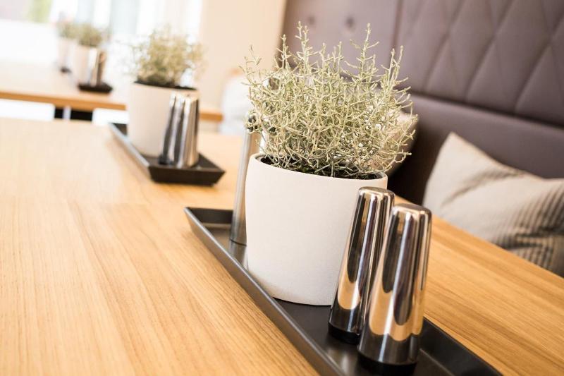 Burghotel Lingen image