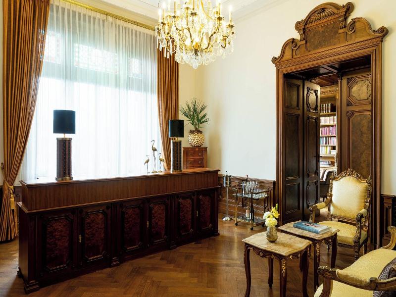 Schloss Lieser, Autograph Collection image