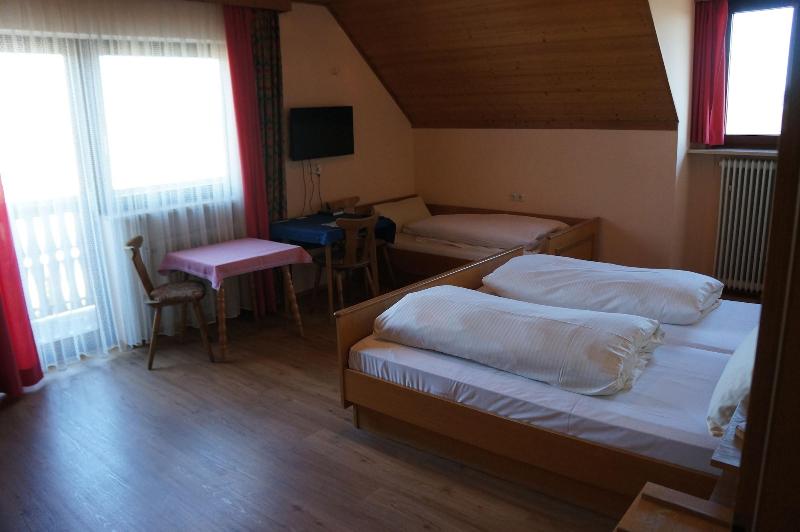 Gasthof Bauer image