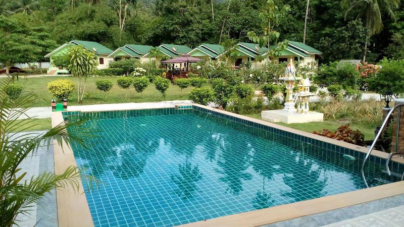 Tara Resort Samui image