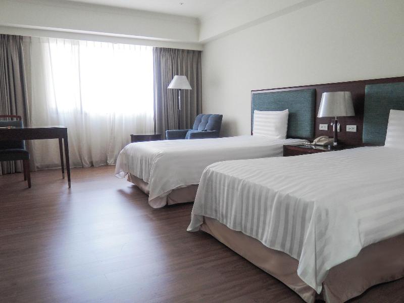 CHECK inn Taipei Neihu image