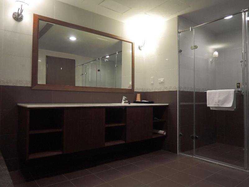 CHECK inn Taipei Neihu image