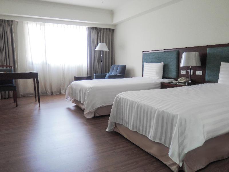 CHECK inn Taipei Neihu image