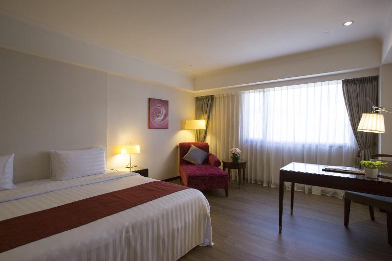 CHECK inn Taipei Neihu image