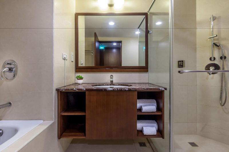 CHECK inn Taipei Neihu image