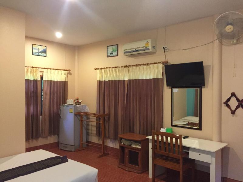 Baan Ing Khao Resort image