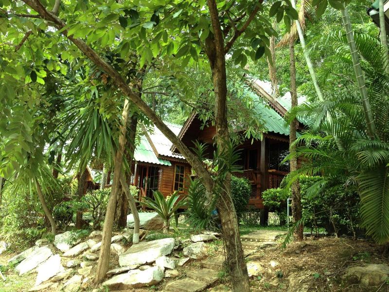 Baan Ing Khao Resort image