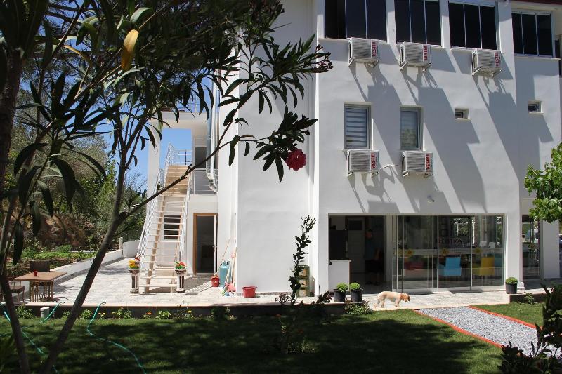 Aelbistan Otel image