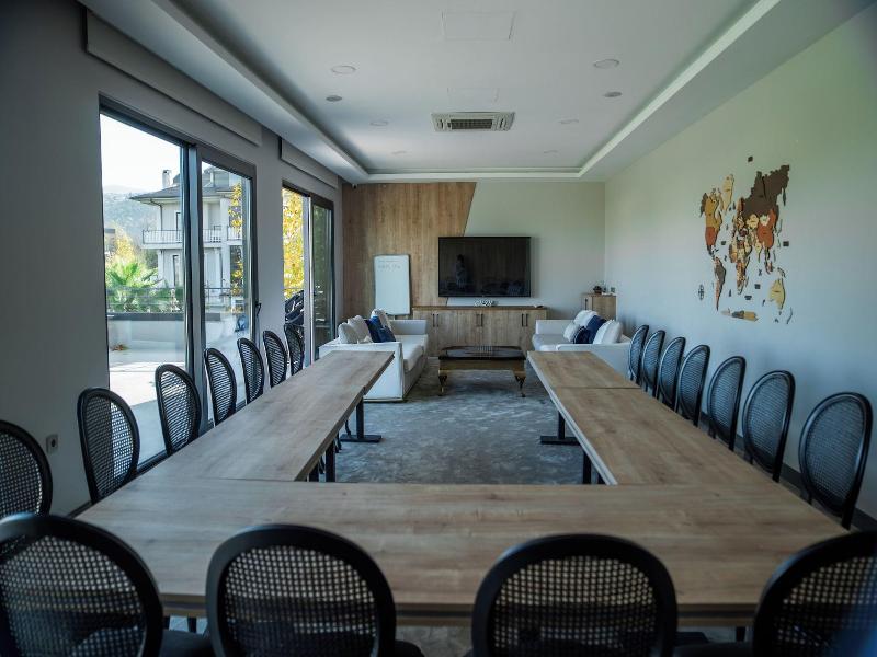 Didi Otel image