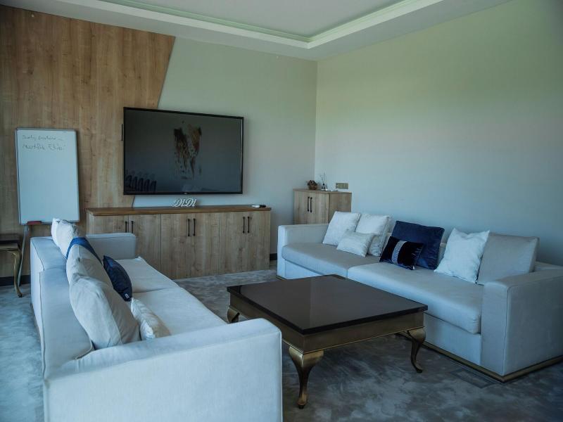 Didi Otel image