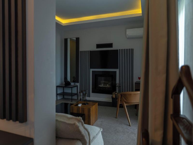 Didi Otel image