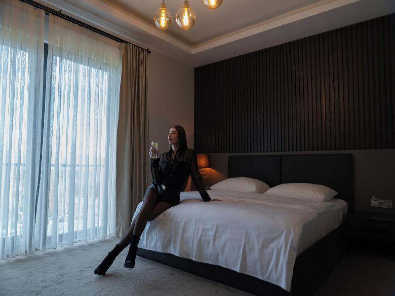 Didi Otel image
