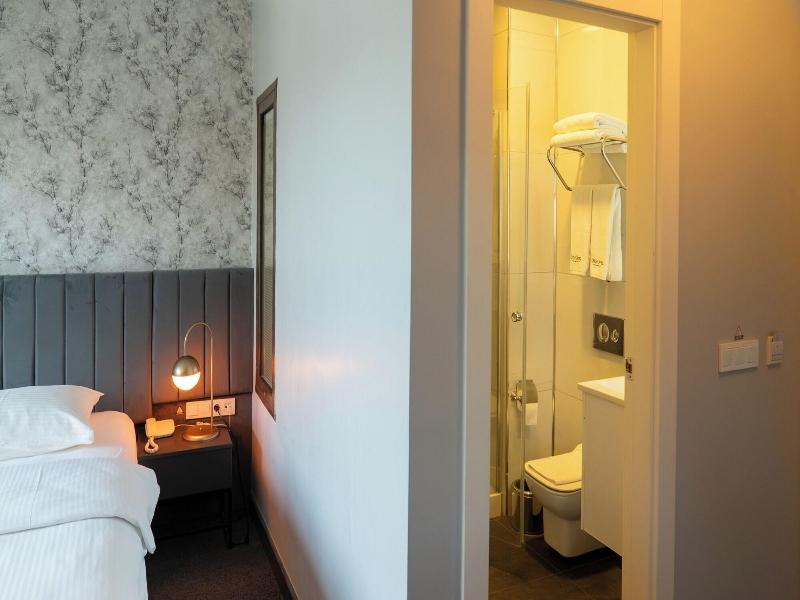 Didi Otel image