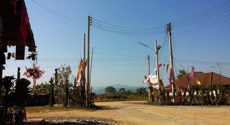 Heun Baan Rong Khun Resort image