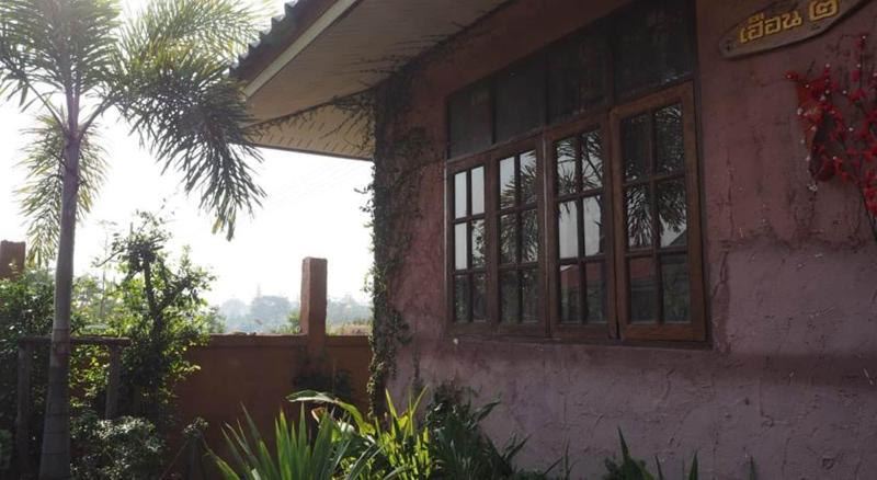 Heun Baan Rong Khun Resort image