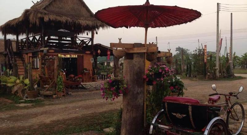 Heun Baan Rong Khun Resort image