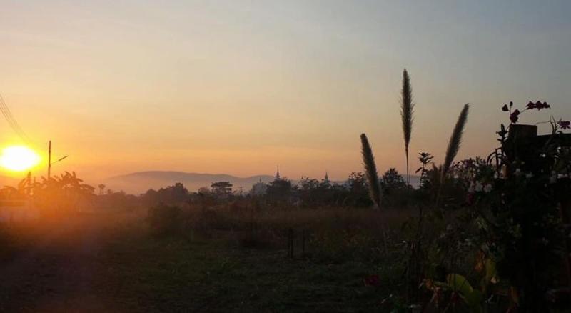 Heun Baan Rong Khun Resort image
