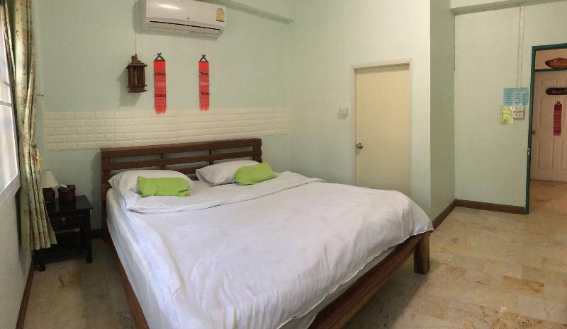 Heun Baan Rong Khun Resort image