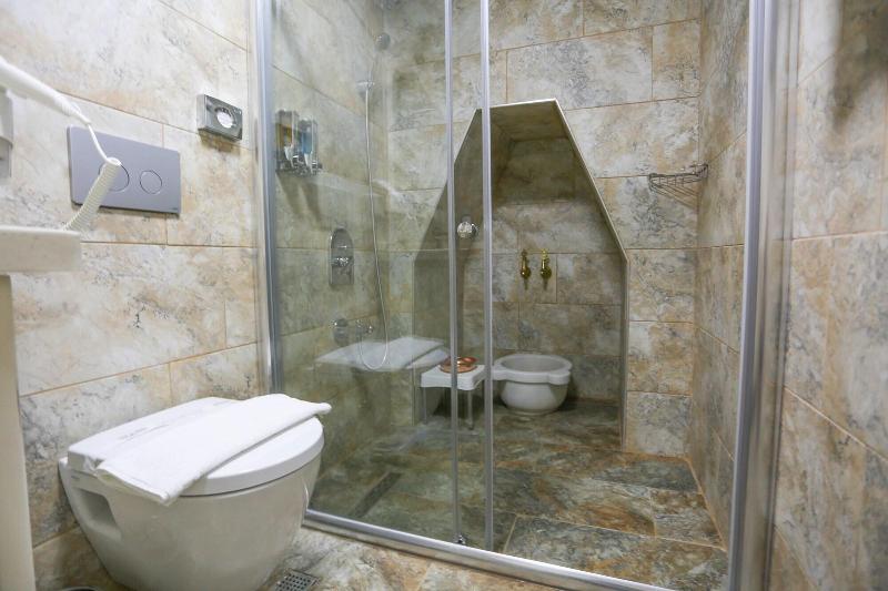 Behrampasa Otel image