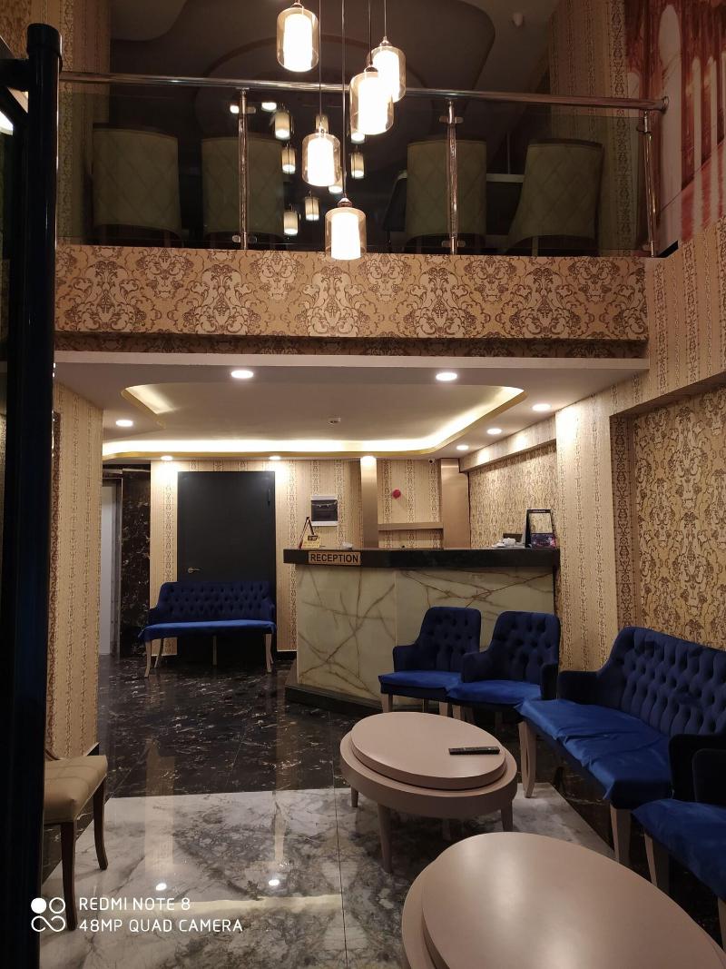 Akdeniz Van Otel image