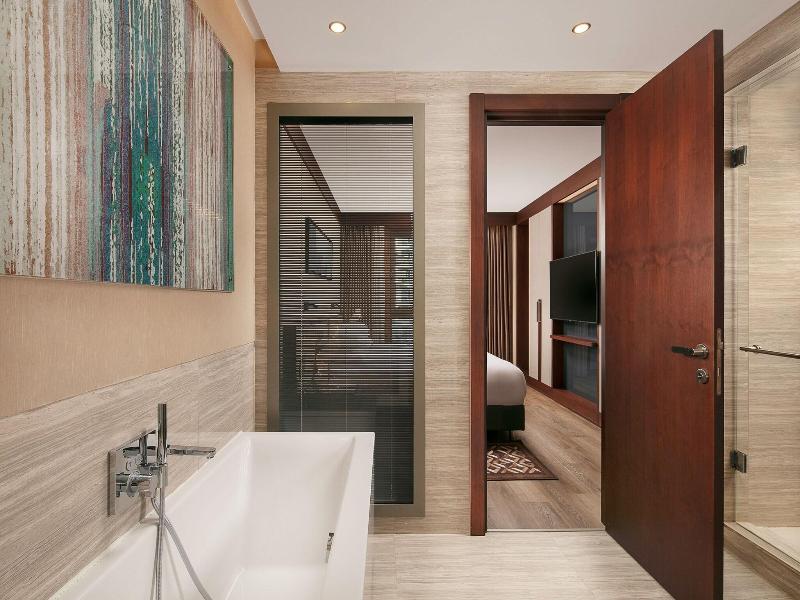 Sheraton Istanbul City Center image
