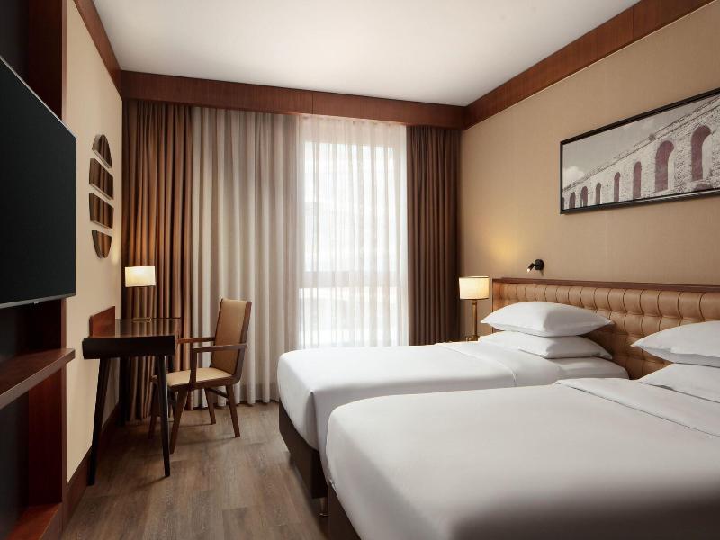 Sheraton Istanbul City Center image