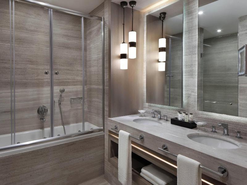 Sheraton Istanbul City Center image