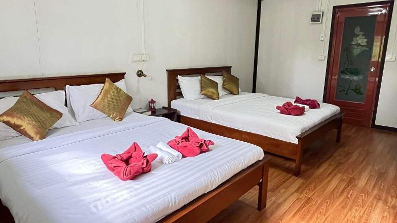 Khaosok River Camp image
