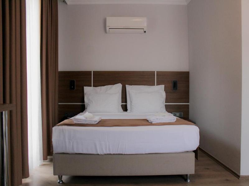 Gulluk Life Hotel image